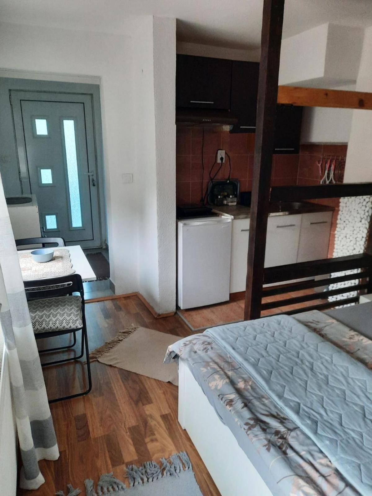 Apartmani Biljana Lazic Vrnjačka Banja Exteriér fotografie